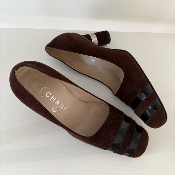 sold - Picture 1 of 4